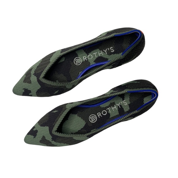Rothys | The Point in Olive Camo 7.5 - Picture 5 of 11